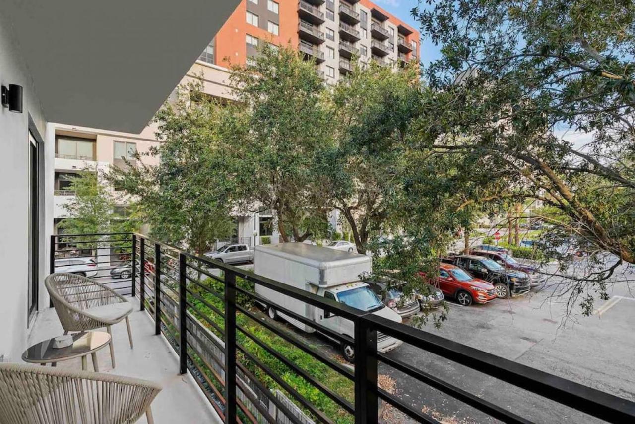 Pretty Rola 204 Upscale Spacious 1B1B Apt W King Bed At Downtown Ft Lauderdale Fort Lauderdale Esterno foto
